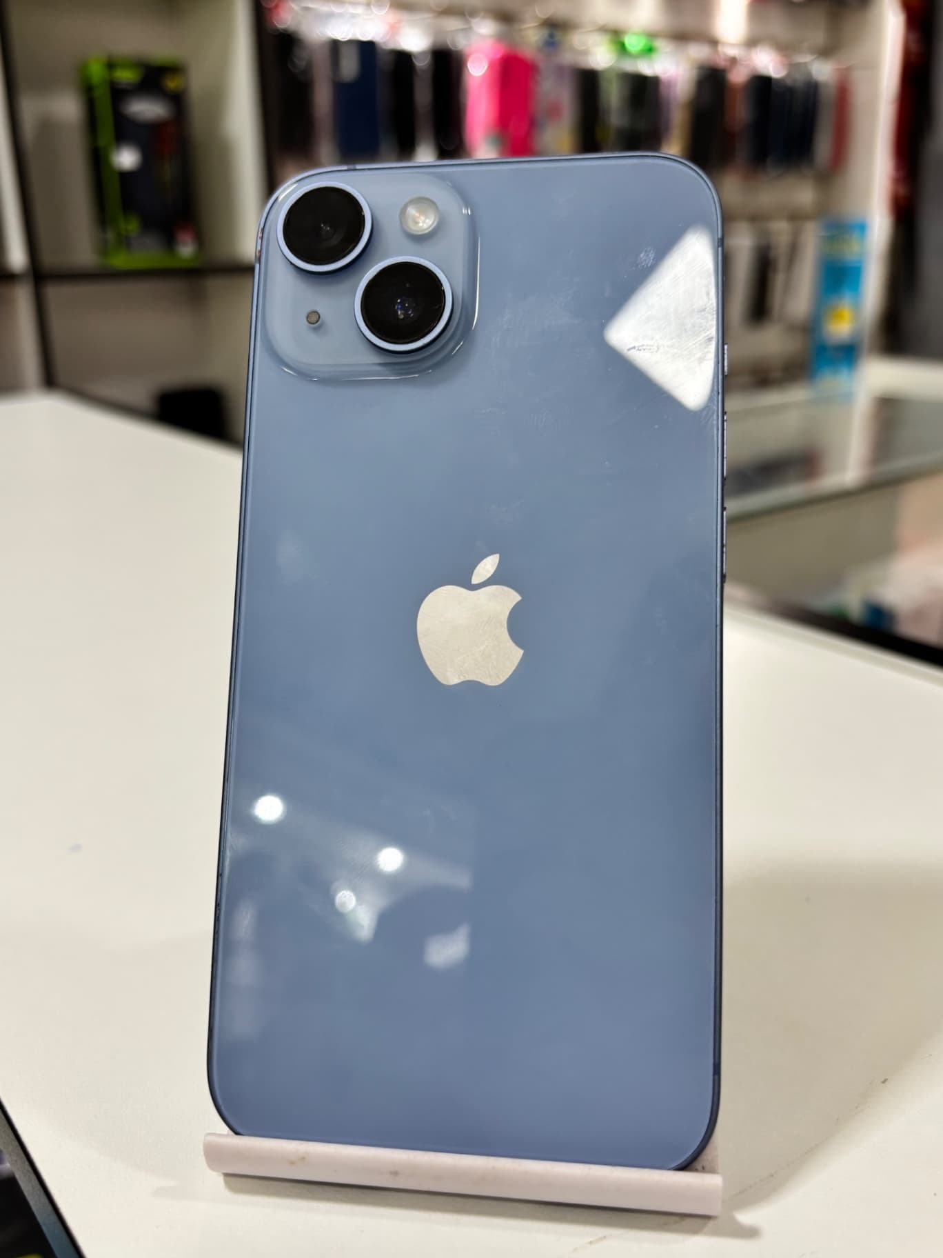 iPhone 14